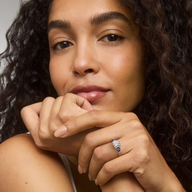 Classic Pear Shaped Sapphire Engagement Ring in 18k White Gold