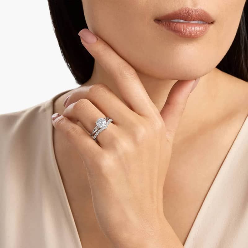 Crescendo Curved Diamond Wedding Ring in 14k White Gold (1/2 ct. tw.)